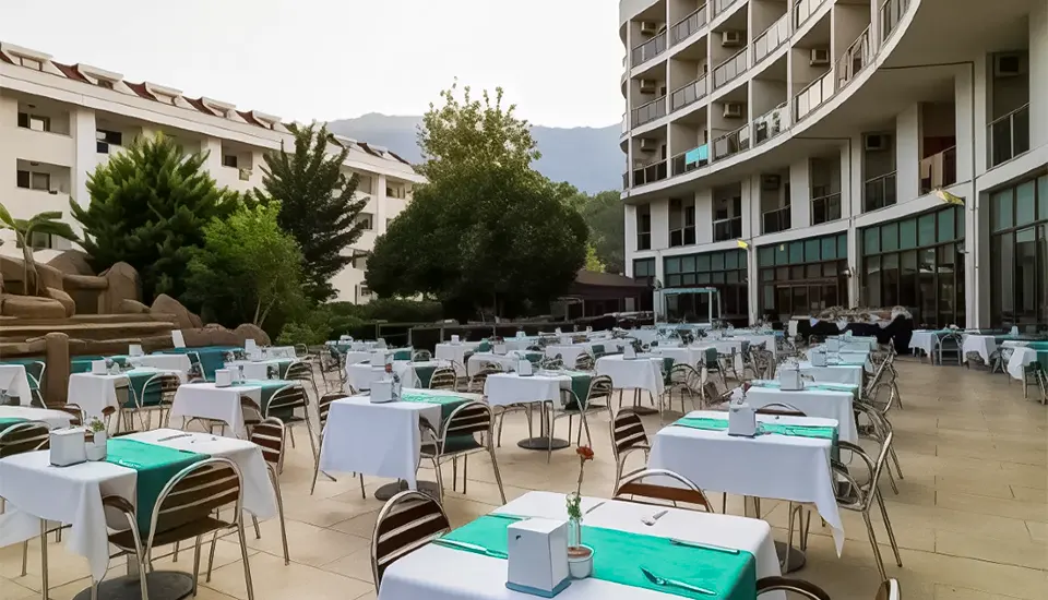 هتل پر لا مر ریزورت اند اسپا